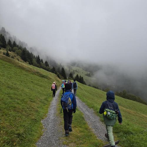 Den Bergmahderweg entlang
